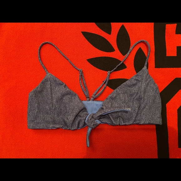 dbrie bikini top, great condition - Picture 2 of 8